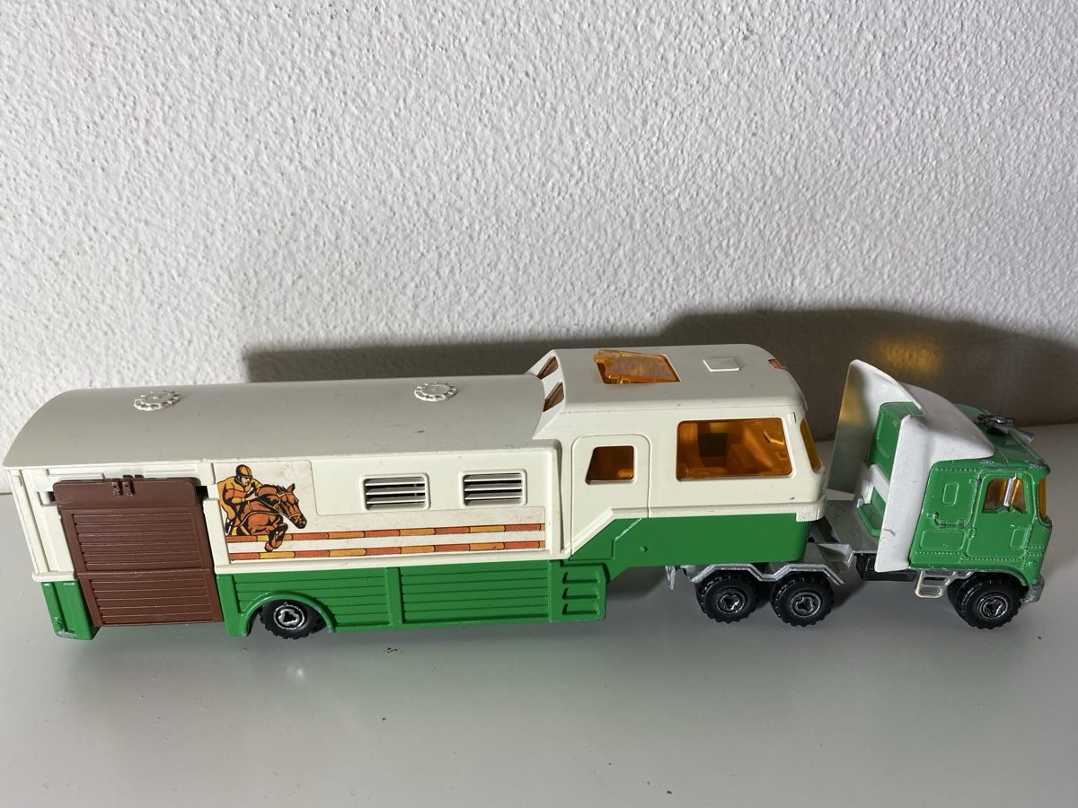 Majorette Modellini d'auto: Majorette LKW – Usato da Winterthur venduto da ben_9vxx 2