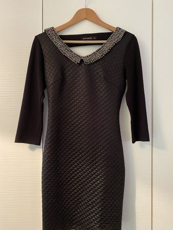 Elegantes Kleid mit Perlenkragen Gr. 38