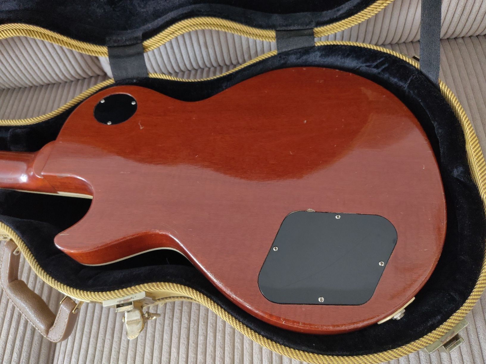 Musikinstrumente: Les Paul Style Gitarre Rio-Palisander – Gebraucht aus Horw von Leopardd 6