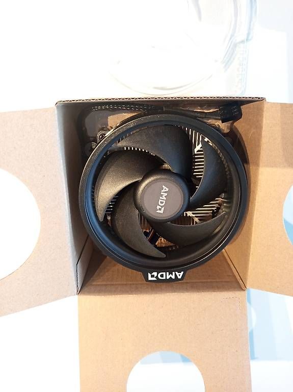 Ventilateurs: Ventirad AMD Wraith Stealth  AM4  neuf – Neuf avec emballage d'origine à Bulle par and_sw9g
