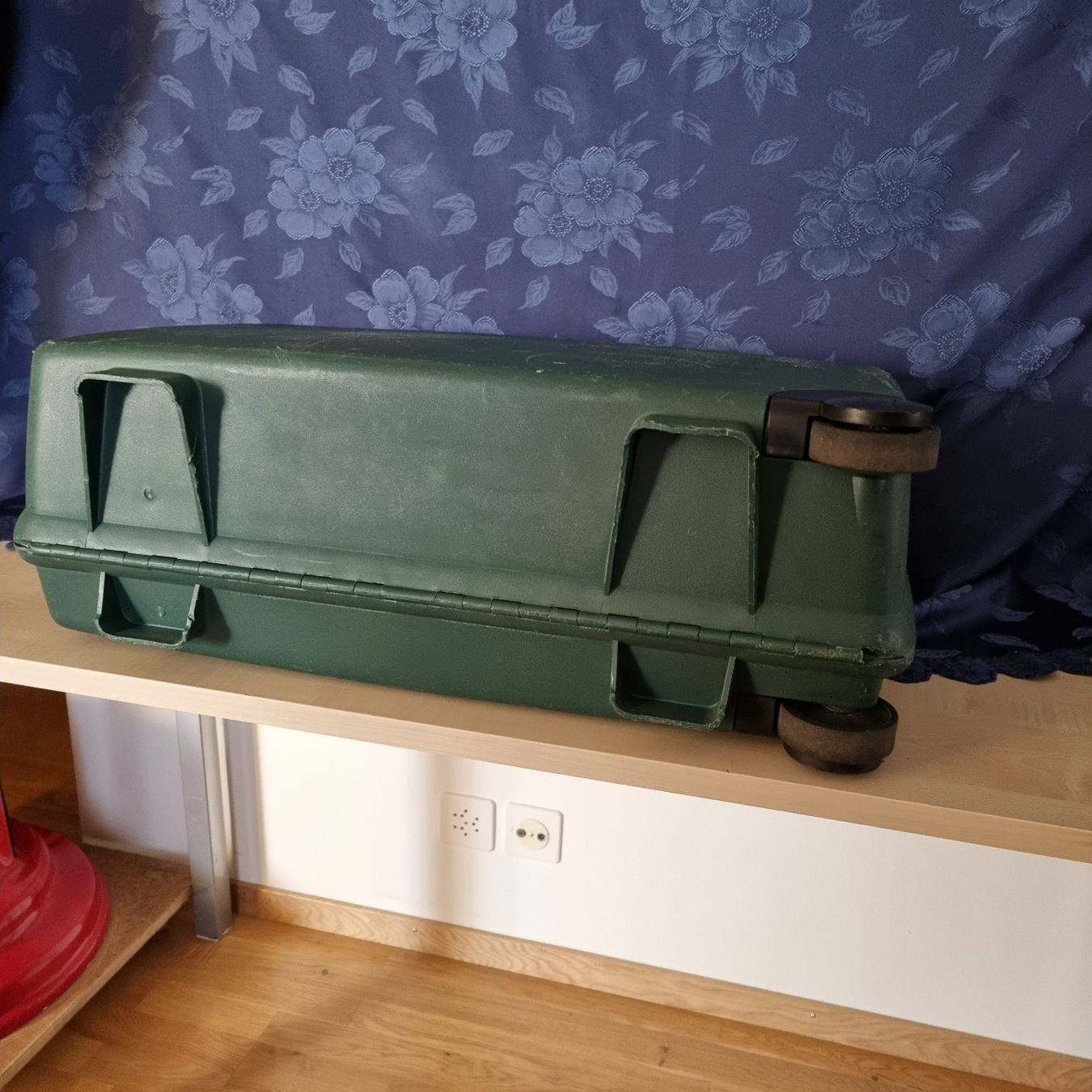 Valises de voyage: Koffer Schallenkoffer – D'occasion à Kriens par gra_fhn7 9