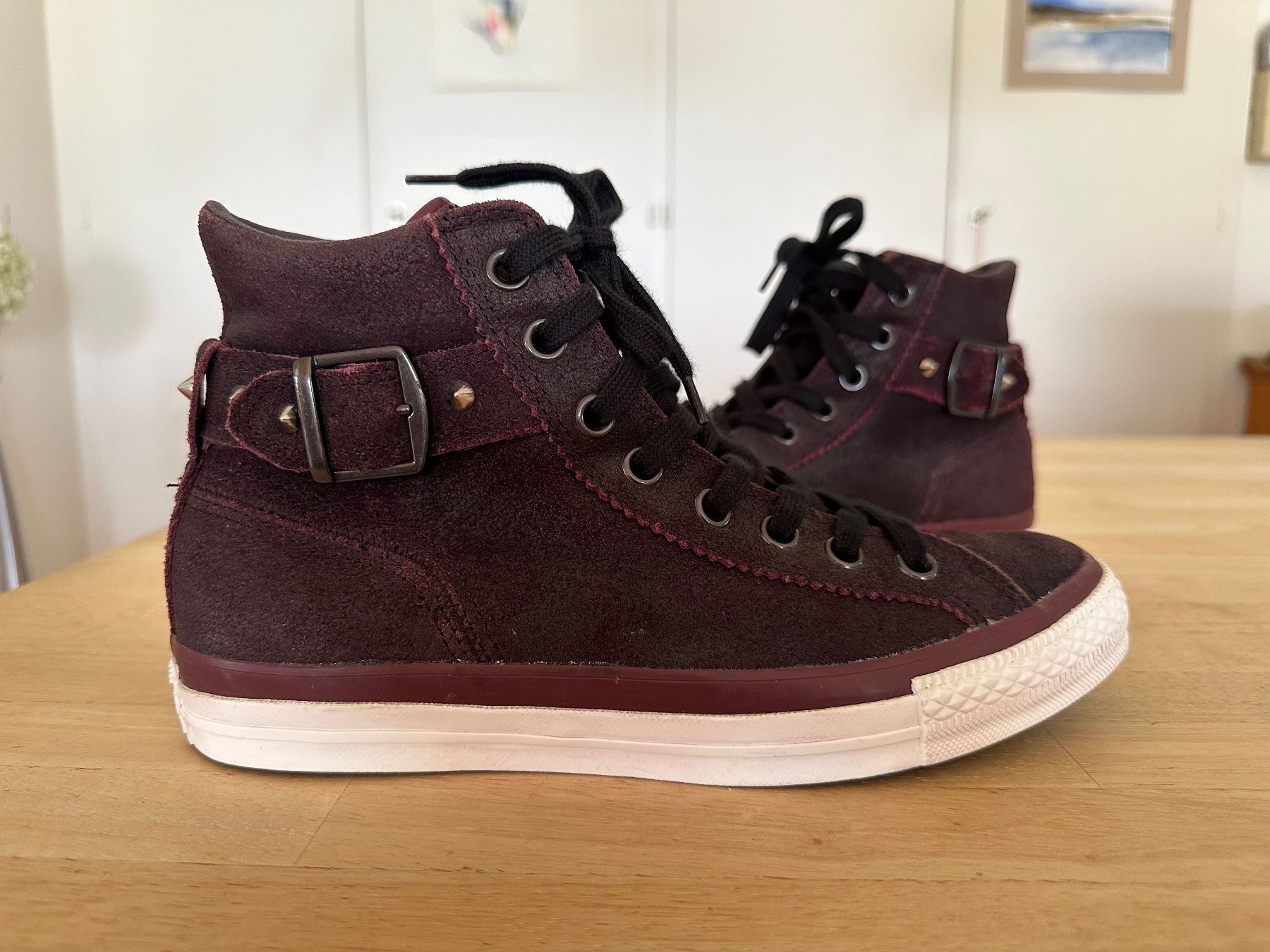 Converse Scarpe da uomo: Baskets Converse All Star Suede – Nuovo (secondo la descrizione) da La Neuveville venduto da flodocha 1