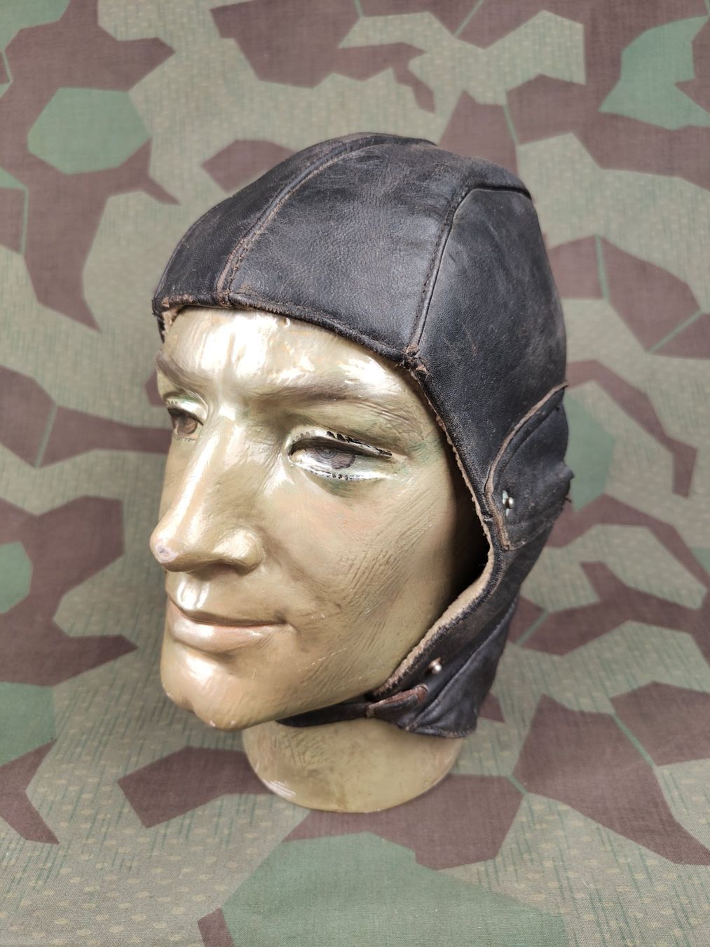 Uniformi: Motorradhaube 2. Weltkrieg – Usato da Bauma venduto da SwissMilitaria