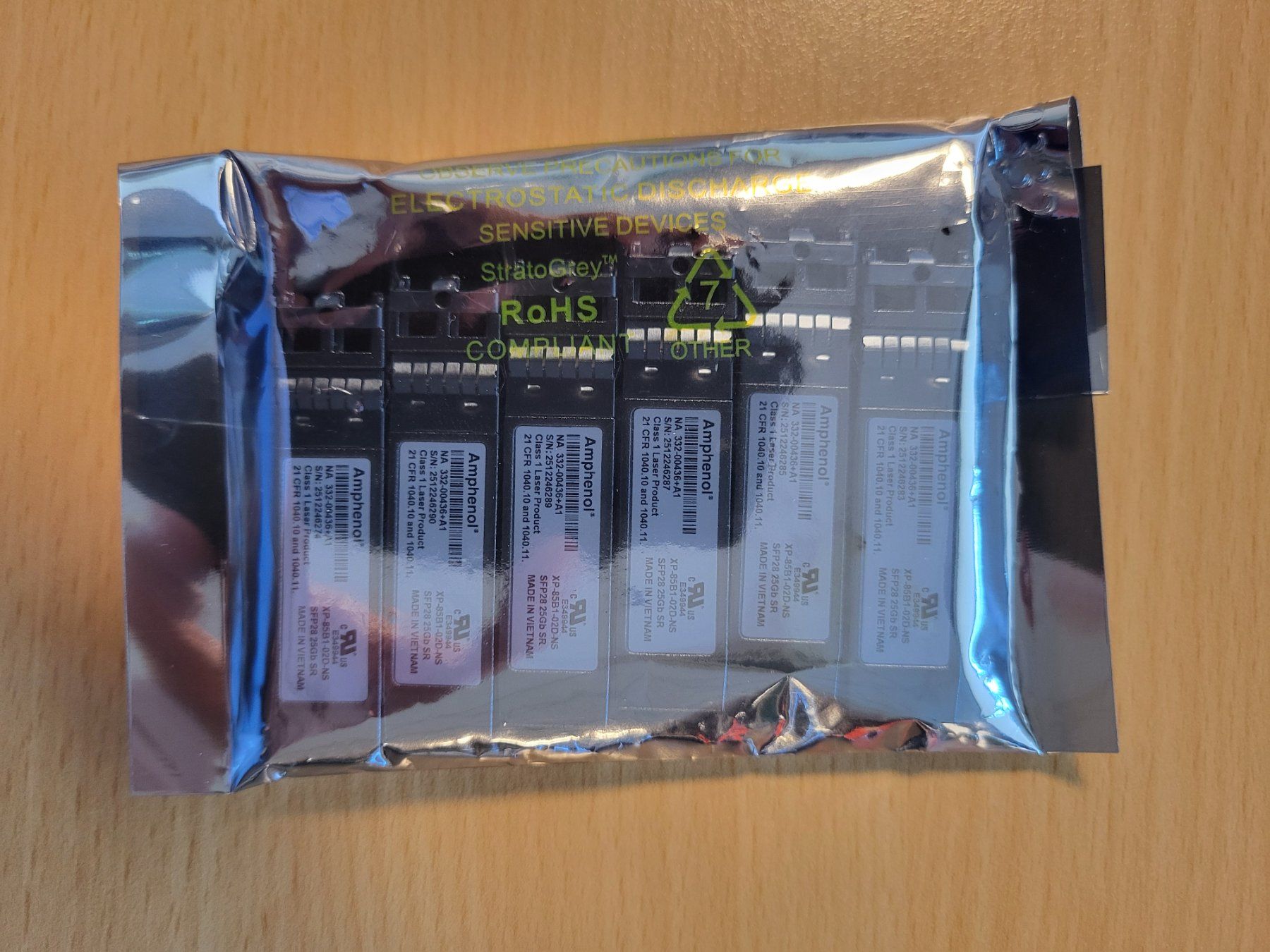 Componenti elettronici: Amphenol SFP28 25GB SR – Nuovo e nell'imballaggio originale da Grand-Lancy venduto da fbo_8zyg 1
