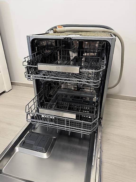 Lavastoviglie: Lave-vaisselle Electrolux – Usato da Renens VD venduto da nem_s6rj 1