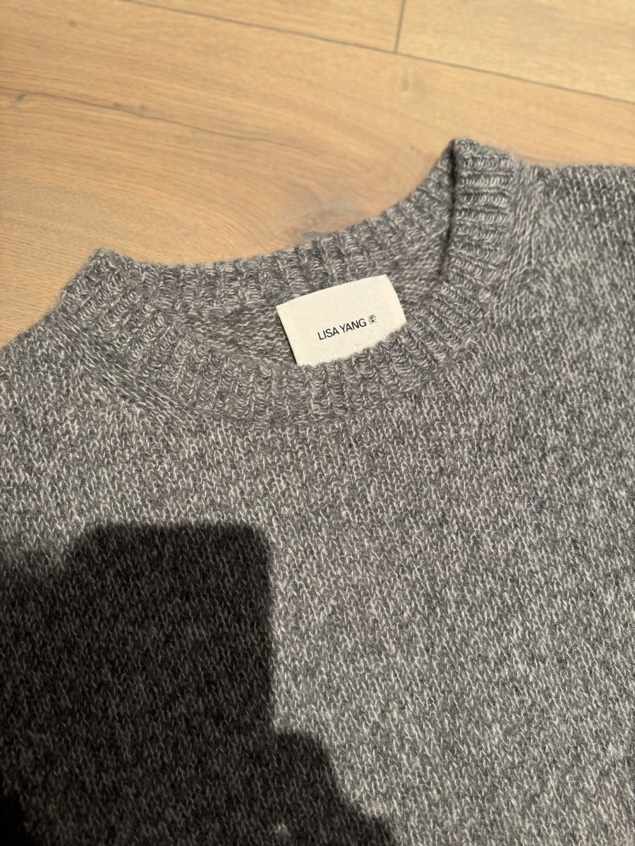 Maglioni & Felpe: Lisa Yang Sweater – Usato da Uitikon Waldegg venduto da Kuendig2011 1