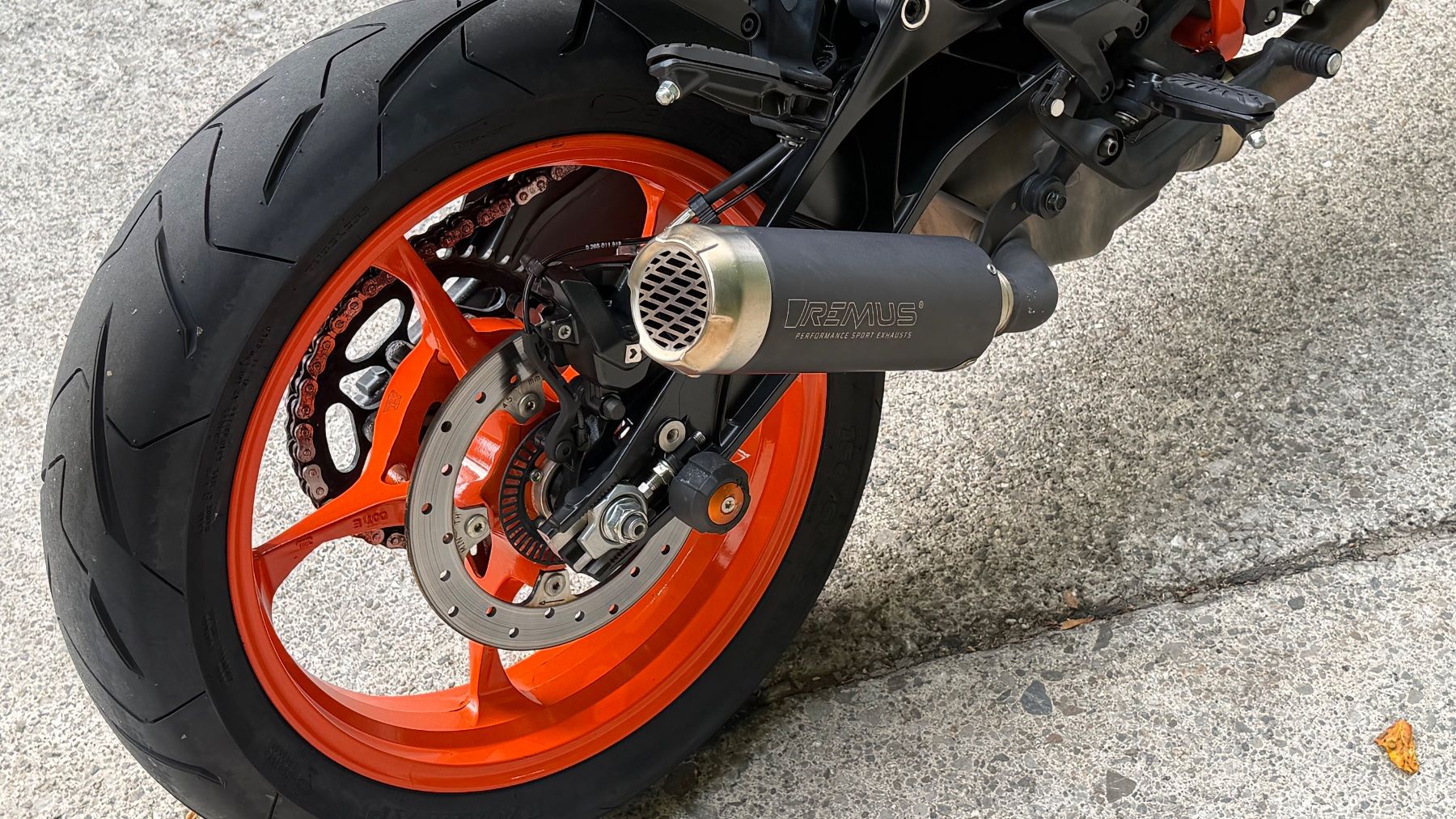KTM Strasse: Ktm duke 390 – Gebraucht aus Billens von ha8_66bc 4