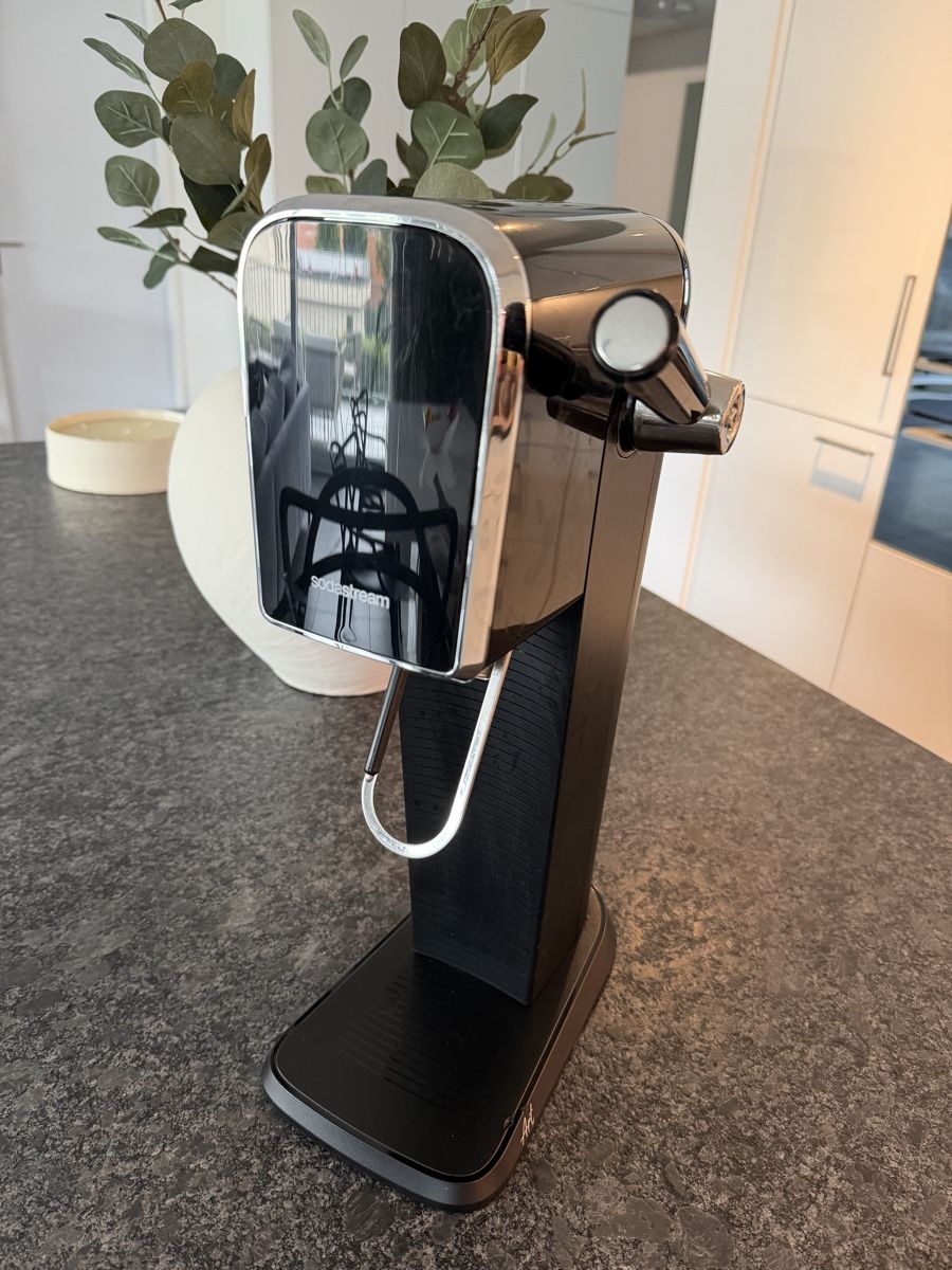 Cuisines complètes: SodaStream ART schwarz – D'occasion à Birmensdorf ZH par dar_w2cf