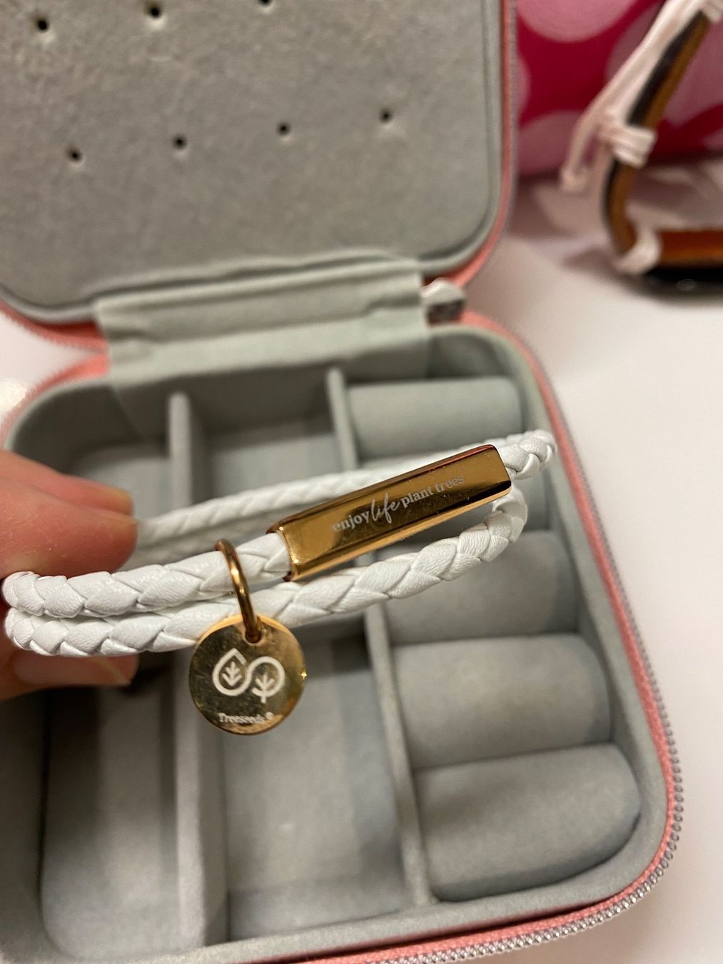 Bracciali & Braccialetti: Leather bracelet from Treeseeds – Nuovo (secondo la descrizione) da Schlieren venduto da tug_568r 1