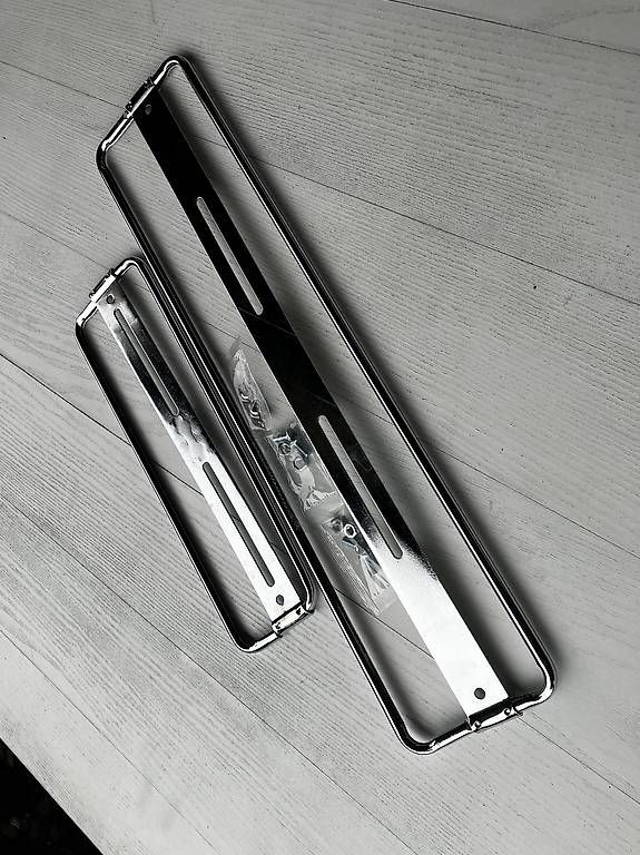 Accessori per altri veicoli: NEU:  Nummernrahmen Original "SWISS KLICK" – Usato da Lengnau AG venduto da Sonntag8 2
