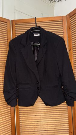 Kurzer Blazer Orsay, 36