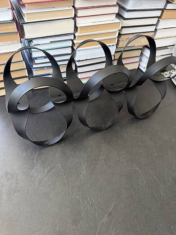 Regale: Alessi Designer-Weinregal – Gebraucht aus Wollerau von nikeyyty