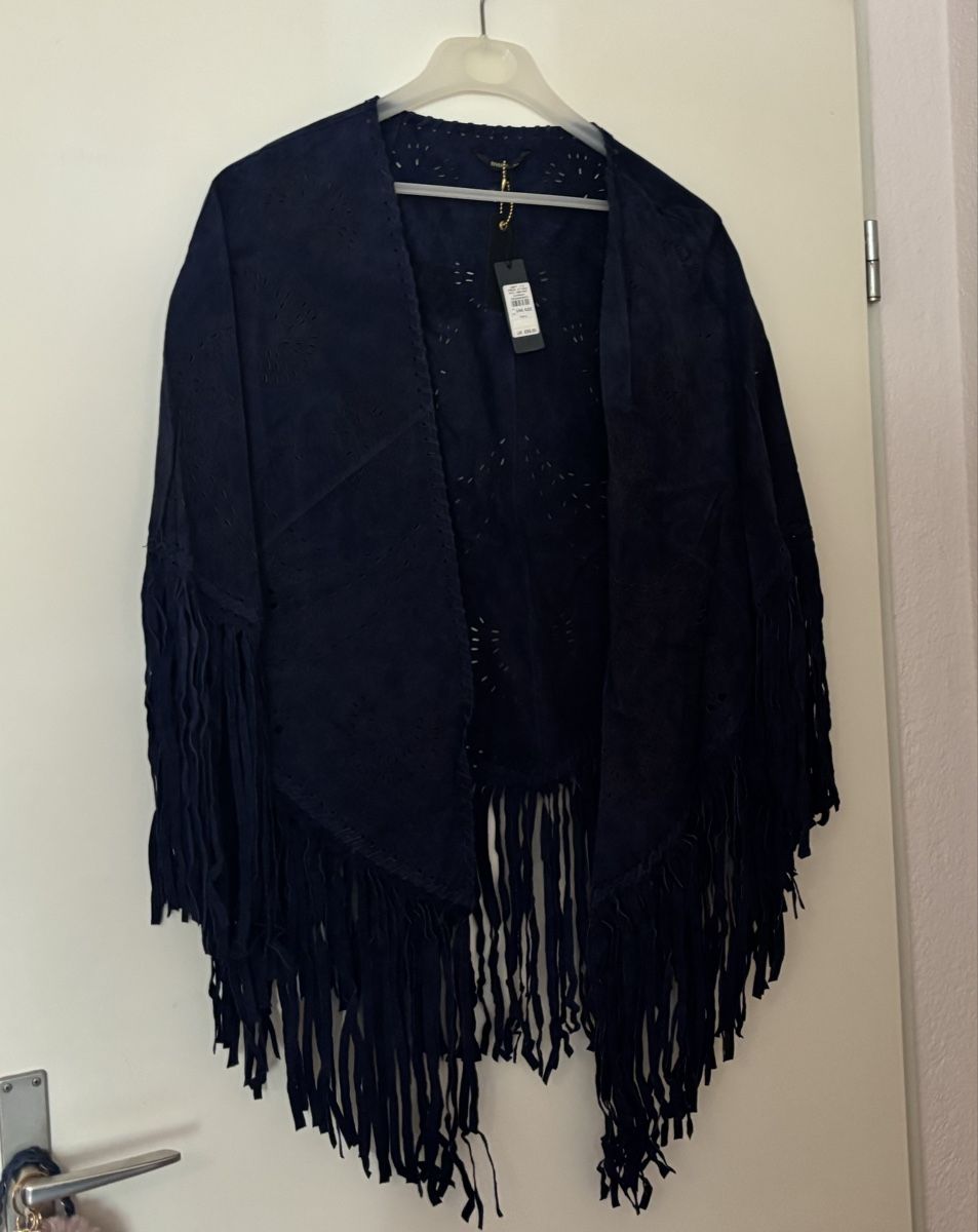 Altro in Moda donna: River Island Lederponcho, Navy – Nuovo (secondo la descrizione) da Baden venduto da Tiffany6878