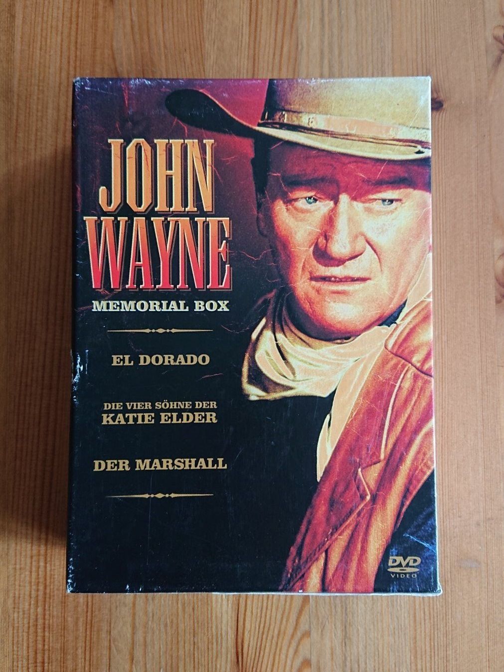 Tutti i DVDs: JOHN WAYNE 3 Filme Box auf DVD – Usato da Wilderswil venduto da Exebub 1