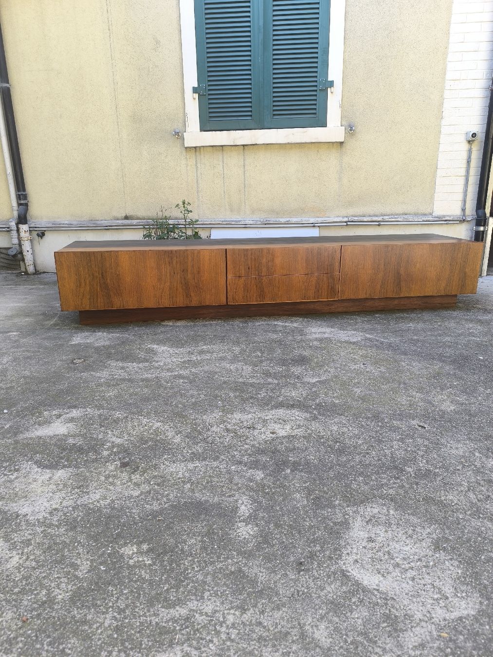 Kommoden: Schweizer Sideboard Palisander – Gebraucht aus Basel von Patts_Lampenfieber