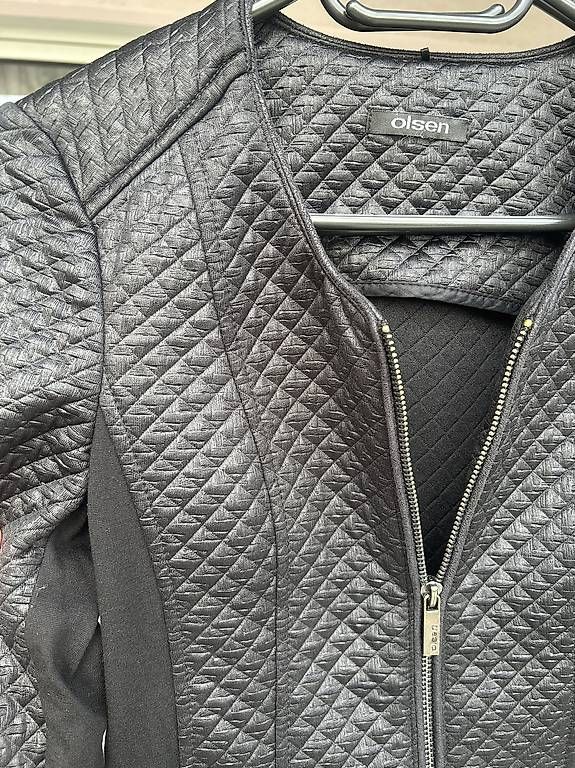 Giacche: Olsen Blazer  – Usato da Niederbuchsiten venduto da idontknow. 1
