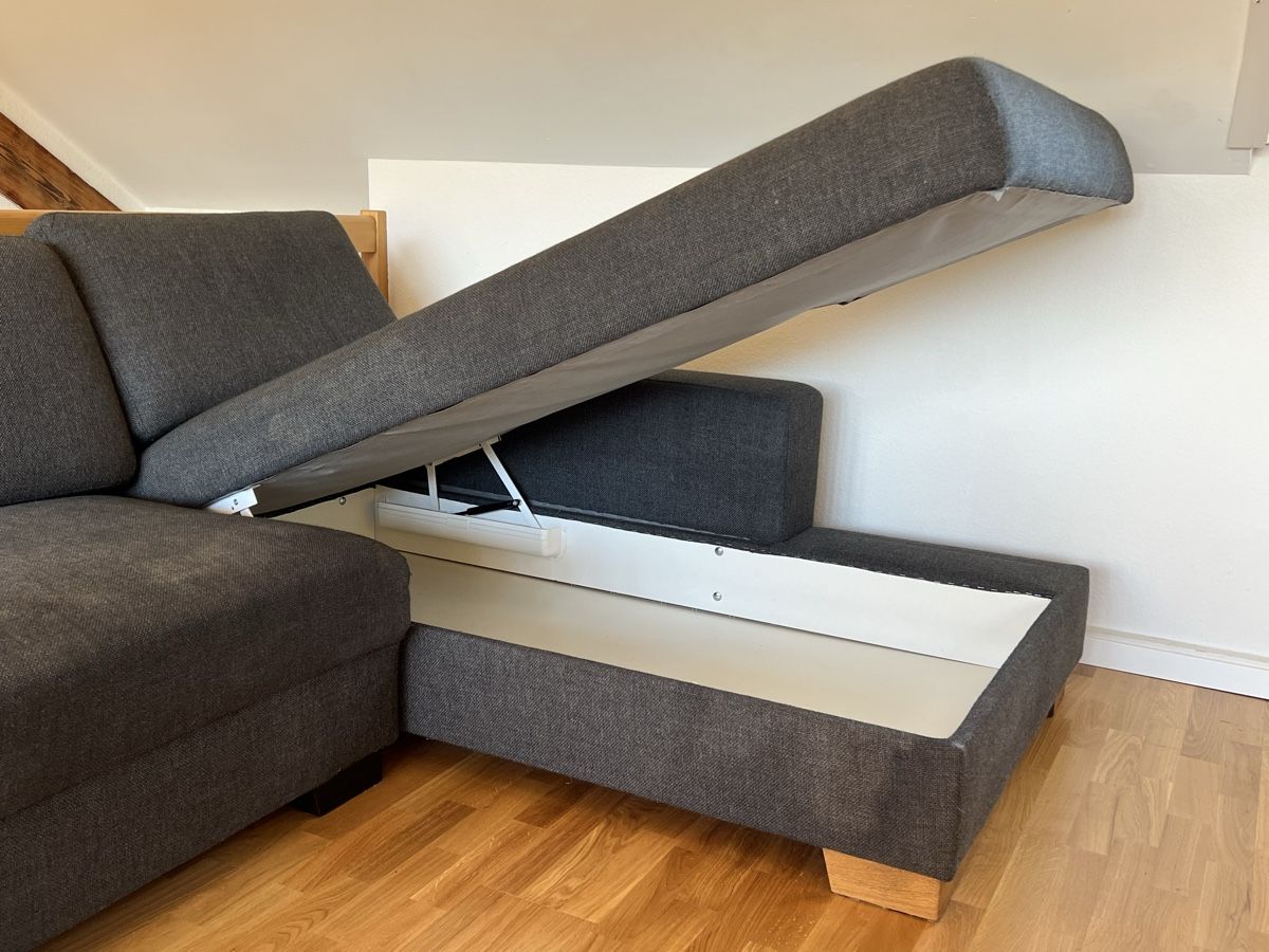 Divani: Ecksofa SÖRVALLEN 3er-Bettsofa mit Récamiere, grau – Usato da Frick venduto da clembou 6