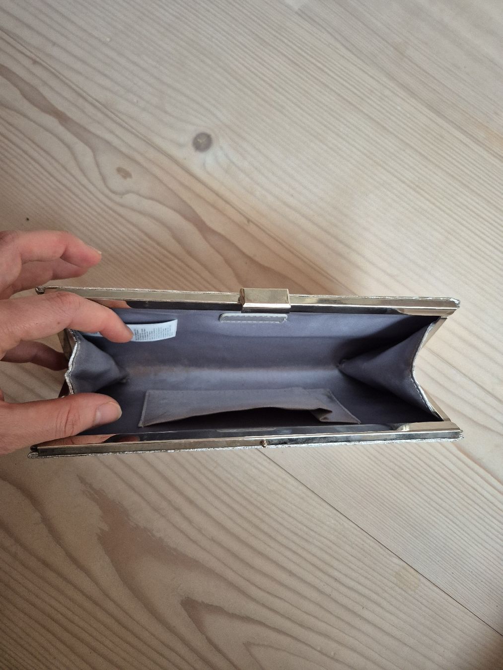 Borse da donna: Silberne Clutch – Usato da Luzern venduto da ste_6k9h 1