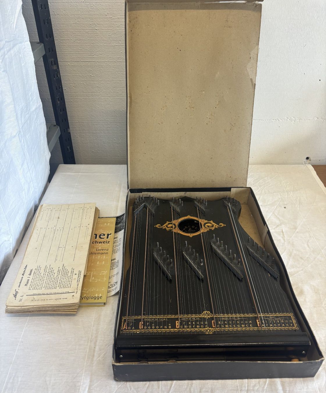 Musikinstrumente: Akkordzither Aeol Amerika antik – Gebraucht aus Suhr von Brocki-Suhr 3