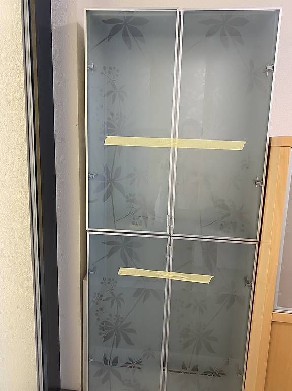 Vetrine: Vitrine Design  – Usato da Féchy venduto da jamila.blackwell