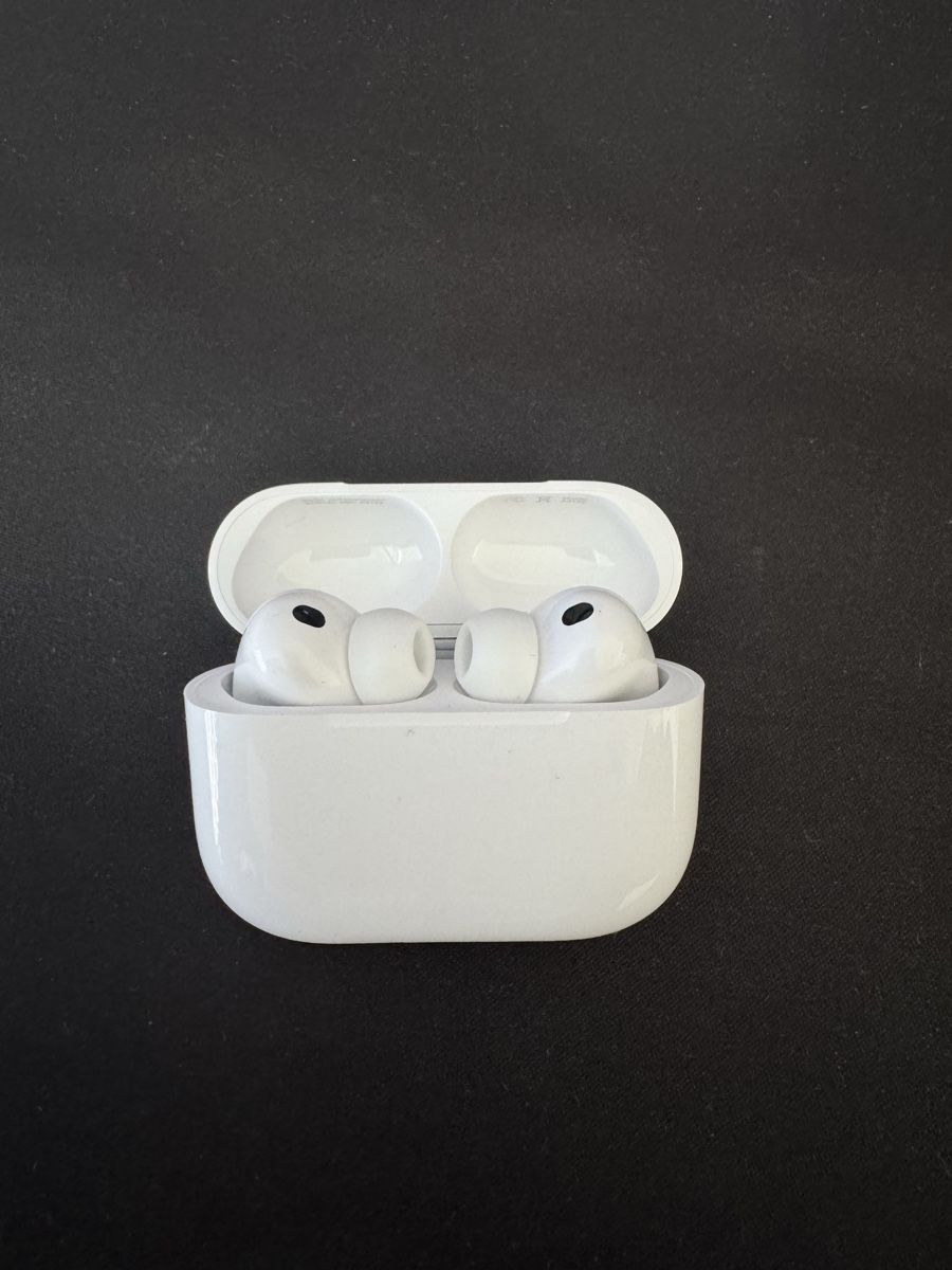 Apple Cuffie: AirPods Pro 3  Top Zustand – Nuovo (secondo la descrizione) da Mellingen venduto da l-_-l