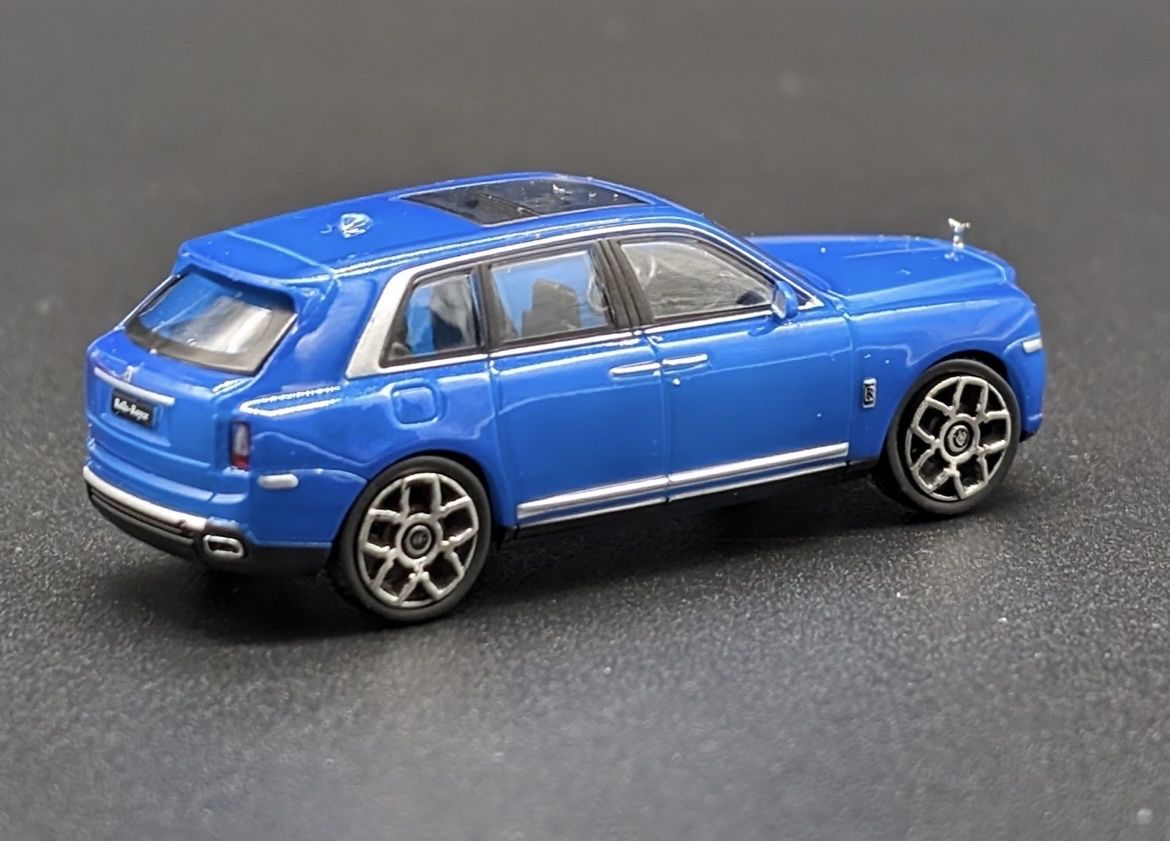Rolls Royce Modellini d'auto: Micro City 87 Rolls Royce Cullinan blau – Nuovo e nell'imballaggio originale da Thun venduto da pat710 2