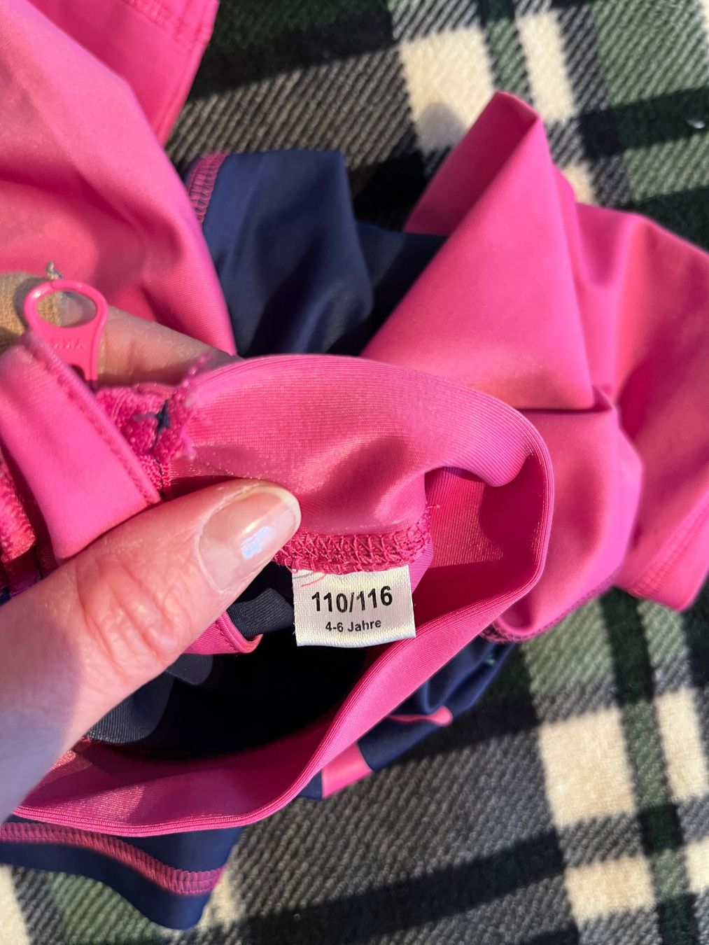 Costumi da bagno: UV-Schutz-Badeoberteil mit langen Ärmeln, Größe 110 – Usato da Brugg AG venduto da deb_57xk 4