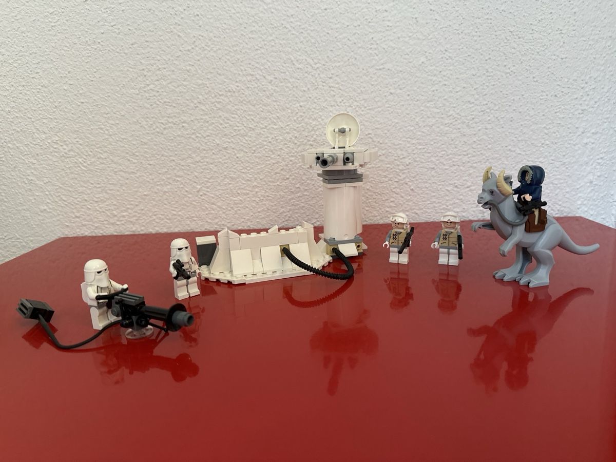 Star Wars Kit di costruzioni: LEGO Star Wars 7749 Echo Base, komplett mit Anleitung – Usato da Bern venduto da AKATHA