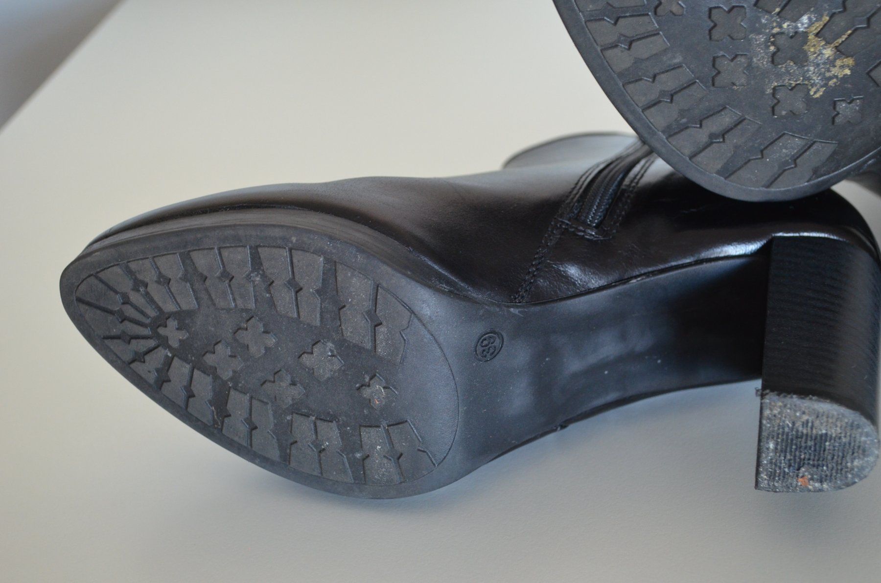Scarpe da donna: Leder Stiefelette – Usato da Locarno venduto da DarjaRonco 3