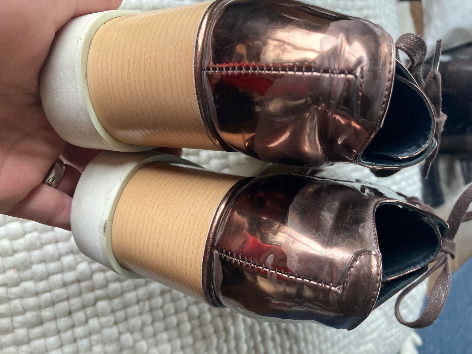 Stella McCartney Scarpe da donna: Stella McCarthy Elyse Platform Schuhe – Usato da Richterswil venduto da MiHaPa 2