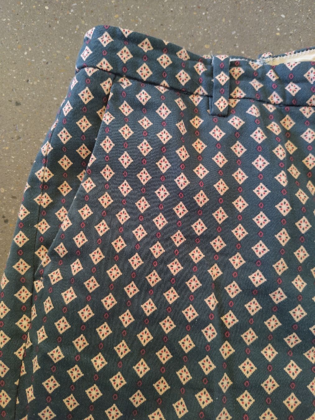 Pantaloni: Gemusterte Hose – Usato da Zürich venduto da aurelie.99 1