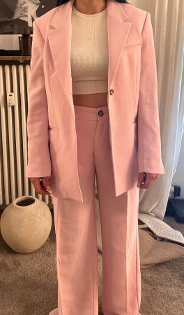 ZARA Hosenanzug Set Babyrosa – Blazer & Hose Gr. S