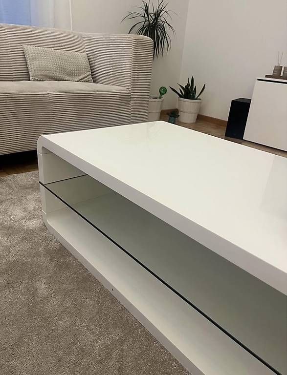 Tavoli: Couchtisch weiss modern – Usato da St. Margrethen SG venduto da lea_gs52