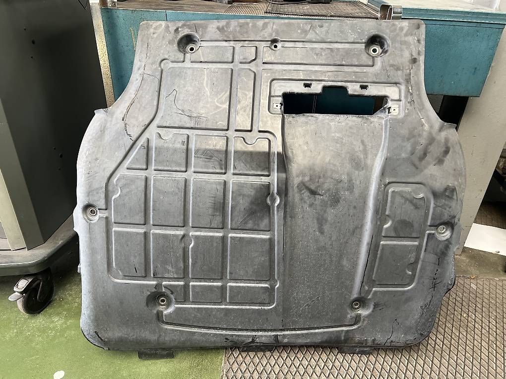 Alle Ersatzteile: Geräuschdämpfung VW T6/T6.1 – Gebraucht aus Huttwil von Sandra_13