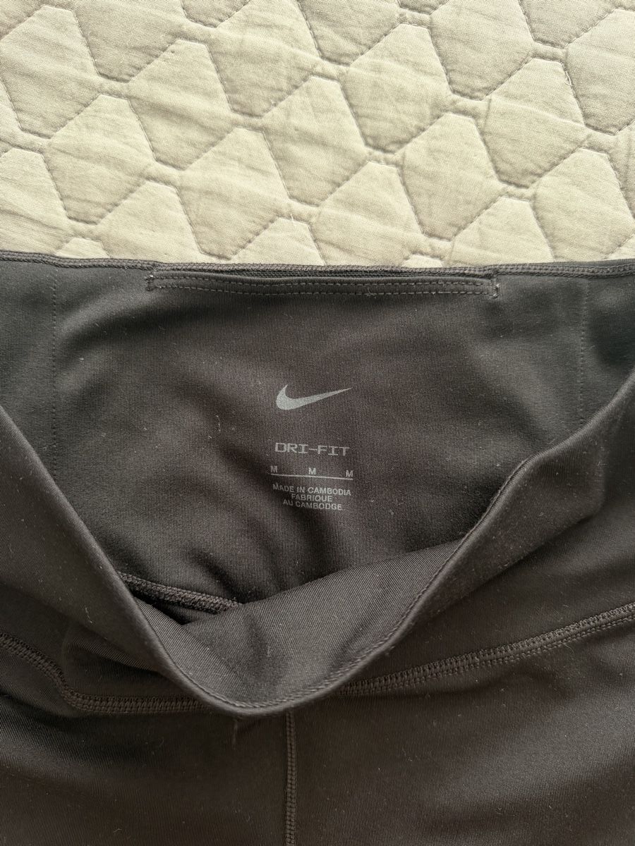 Leggings: 2x Nike leggings  – D'occasion à Dübendorf par MariaS. 5