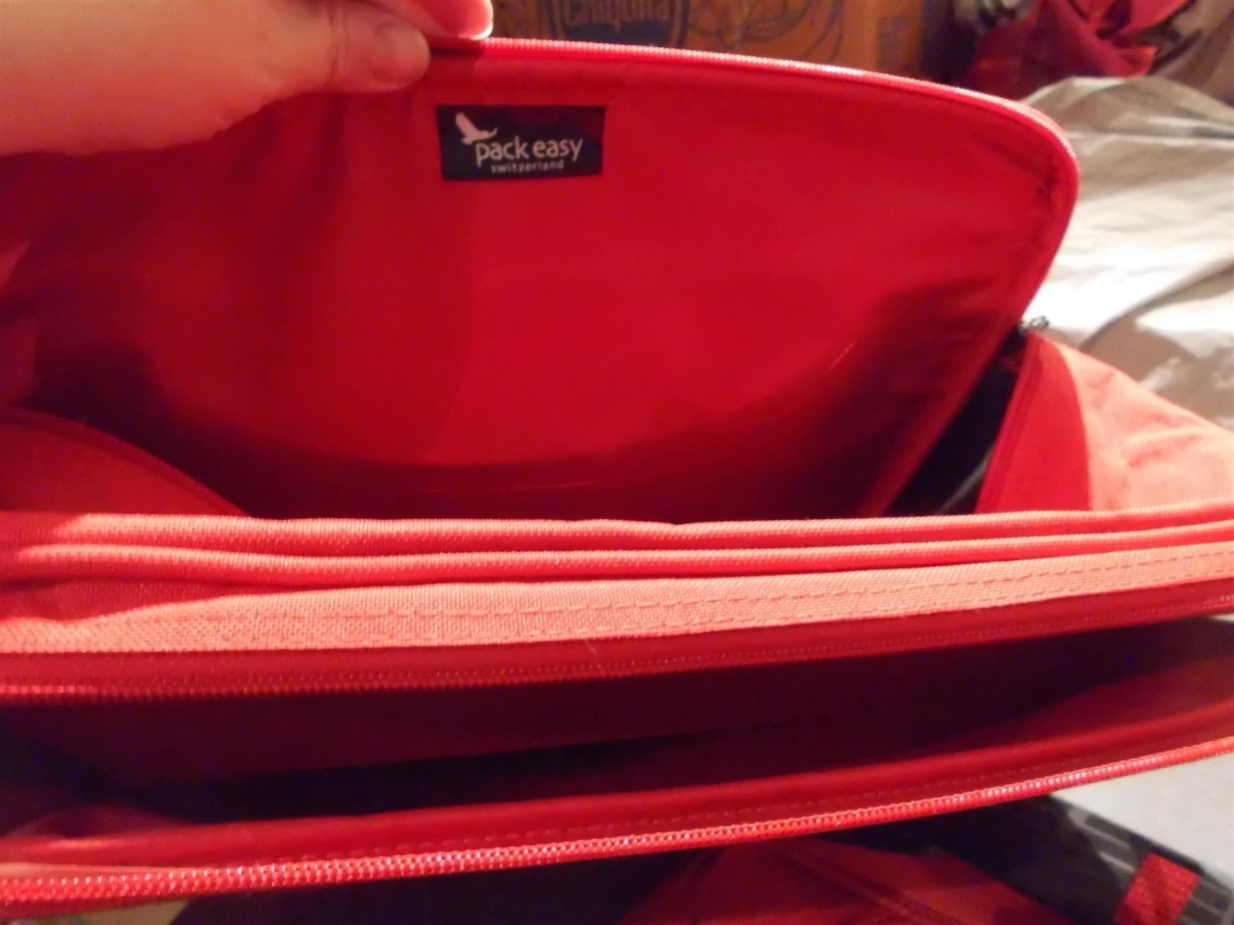 Taschen: Tasche Pack easy Switzerland, rot – Gebraucht aus Zürich von abraxas1291 1