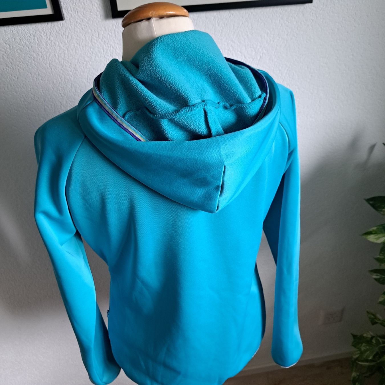 Halti Giacche: Halti Damen SoftshellJacke, Türkis, Grösse M – Usato da Kriegstetten venduto da Jakasi 1