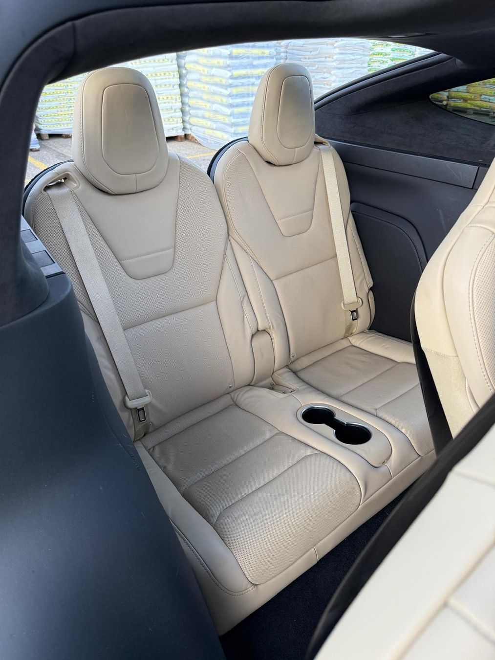 Tesla Automobili: Tesla Model x 90D Free Supercharge – Usato da Tann venduto da Samimi02 7