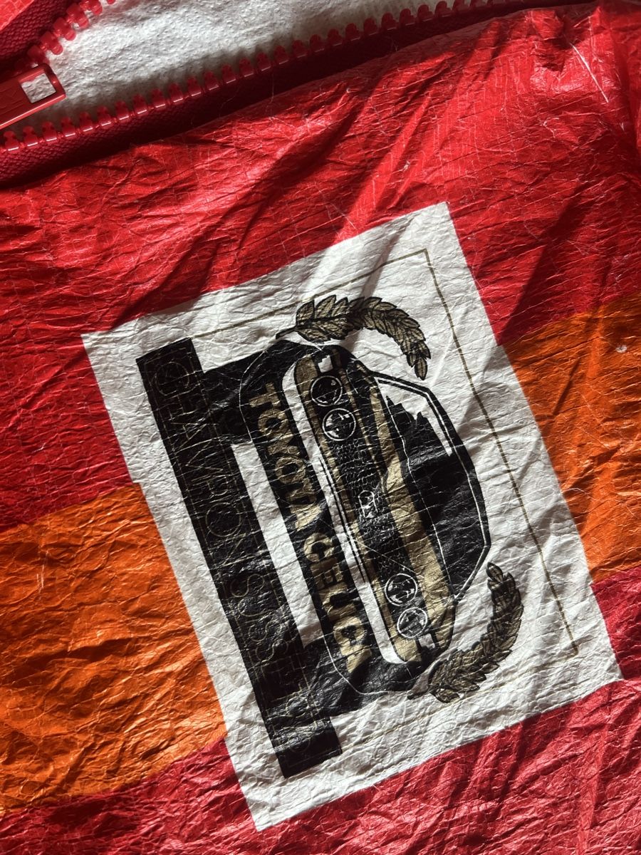 Giacche: Jäckli Toyota Celica 1976 – Difettoso da Aarberg venduto da Jakaro 5
