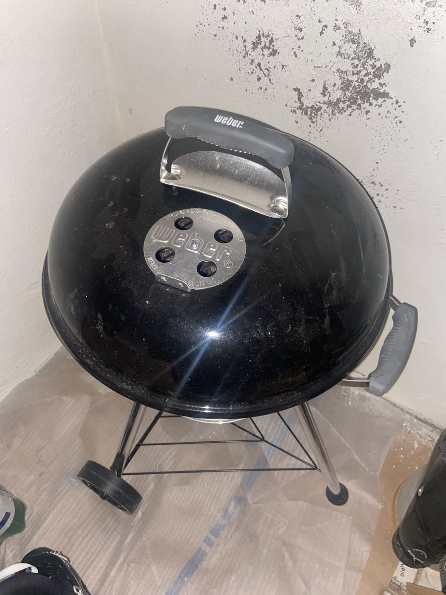 Griglie: Weber Holzkohlegrill Compact Kettle – Usato da St.Gallen venduto da Arc9 3