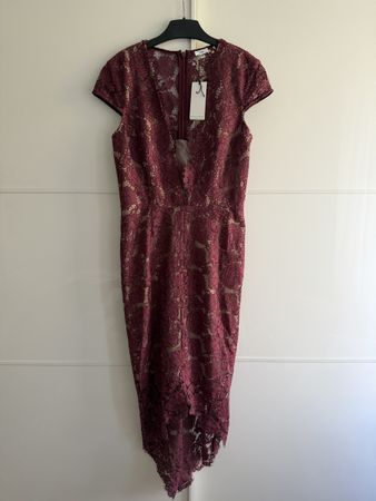 SAU Spitzenkleid, Grösse 34, Weinrot - Neu mit Etikett!