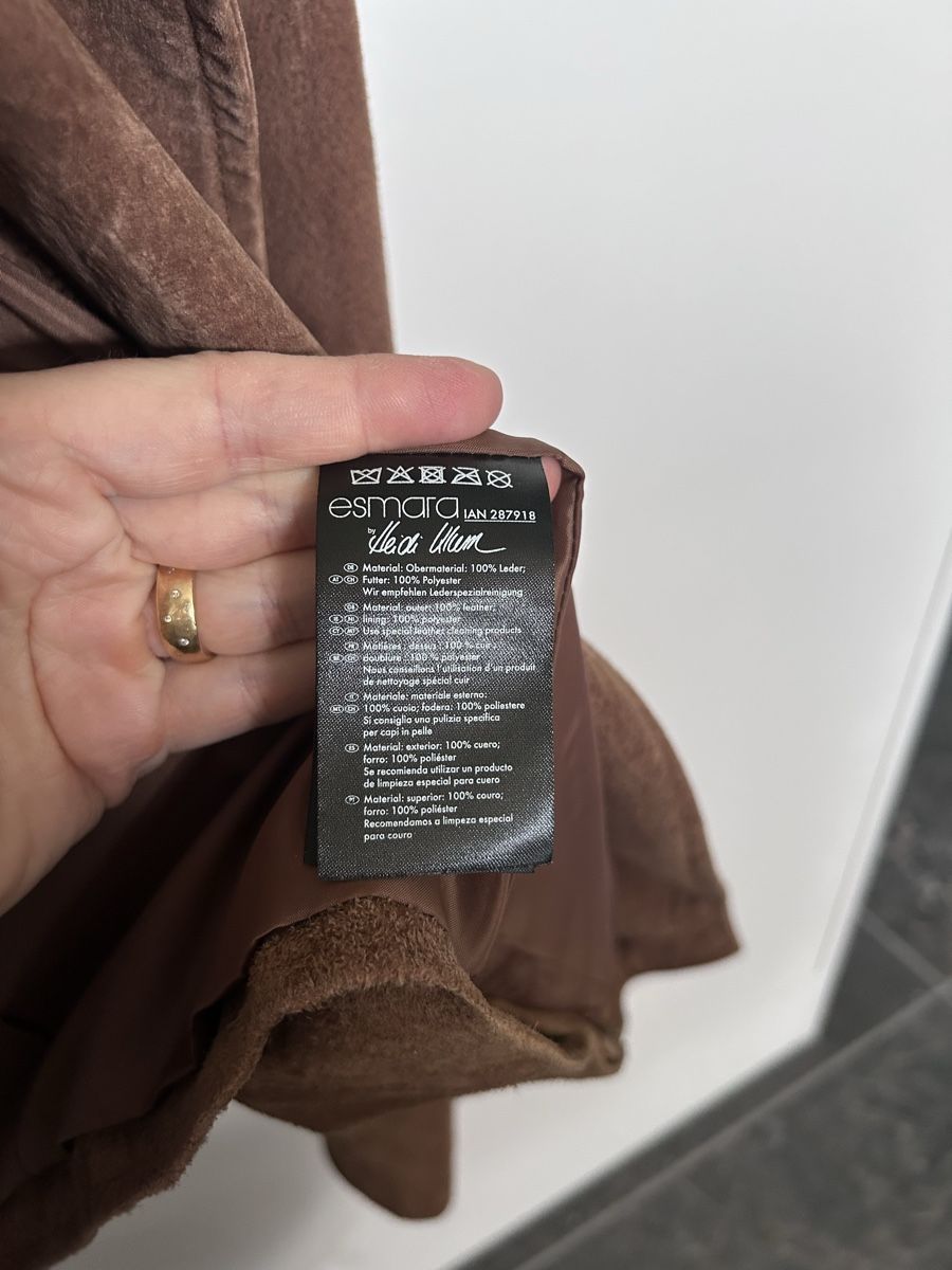 Giacche: Esmara Lederjacke Wildleder braun – Usato da Kleinandelfingen venduto da Doratschikov 3