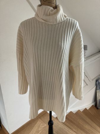 Rollkragenpullover der Marke Mr Mittens, gr Xs/S, neu