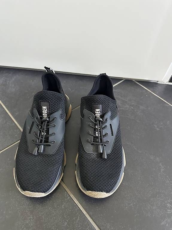 Scarpe da uomo: Sneaker schwarz – Usato da Zumikon venduto da als_f58l