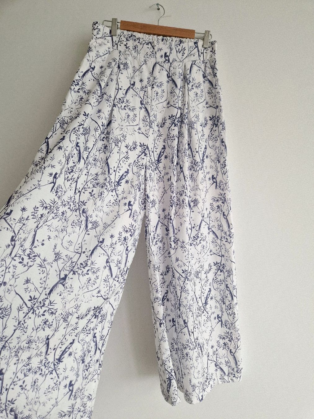 Pantaloni: Modische Hose Gr. L-XL – Nuovo e nell'imballaggio originale da Horgen venduto da akkohappyshopping 1