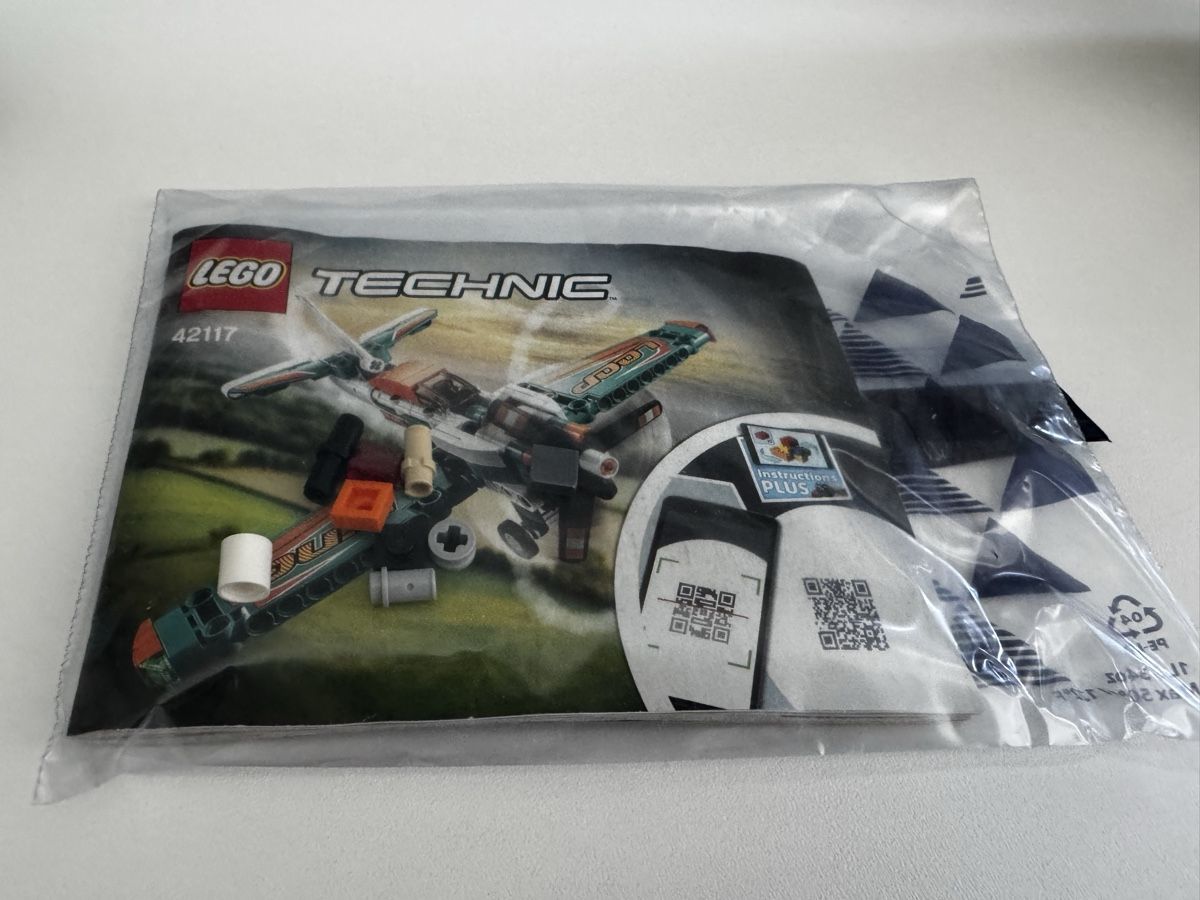 Lego Kit di costruzioni: LEGO Technic 42117 Rennflugzeug neuwertig – Usato da würenlingen venduto da Buddy1001 2
