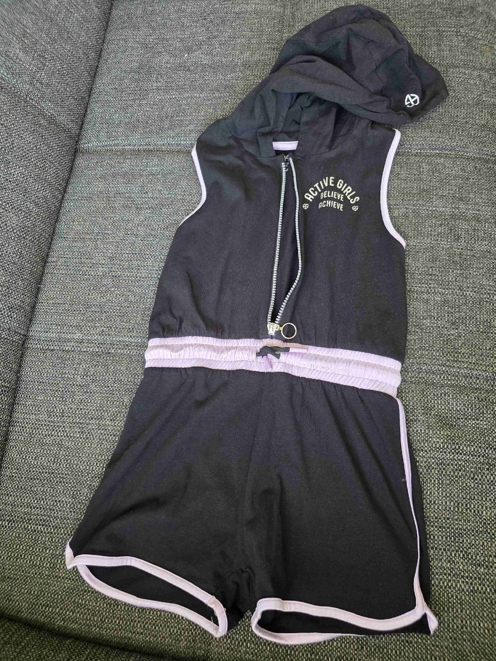 C&A Tute: C&A Mädchen Jumpsuit Gr 140 – Usato da Zollikerberg venduto da nmonika