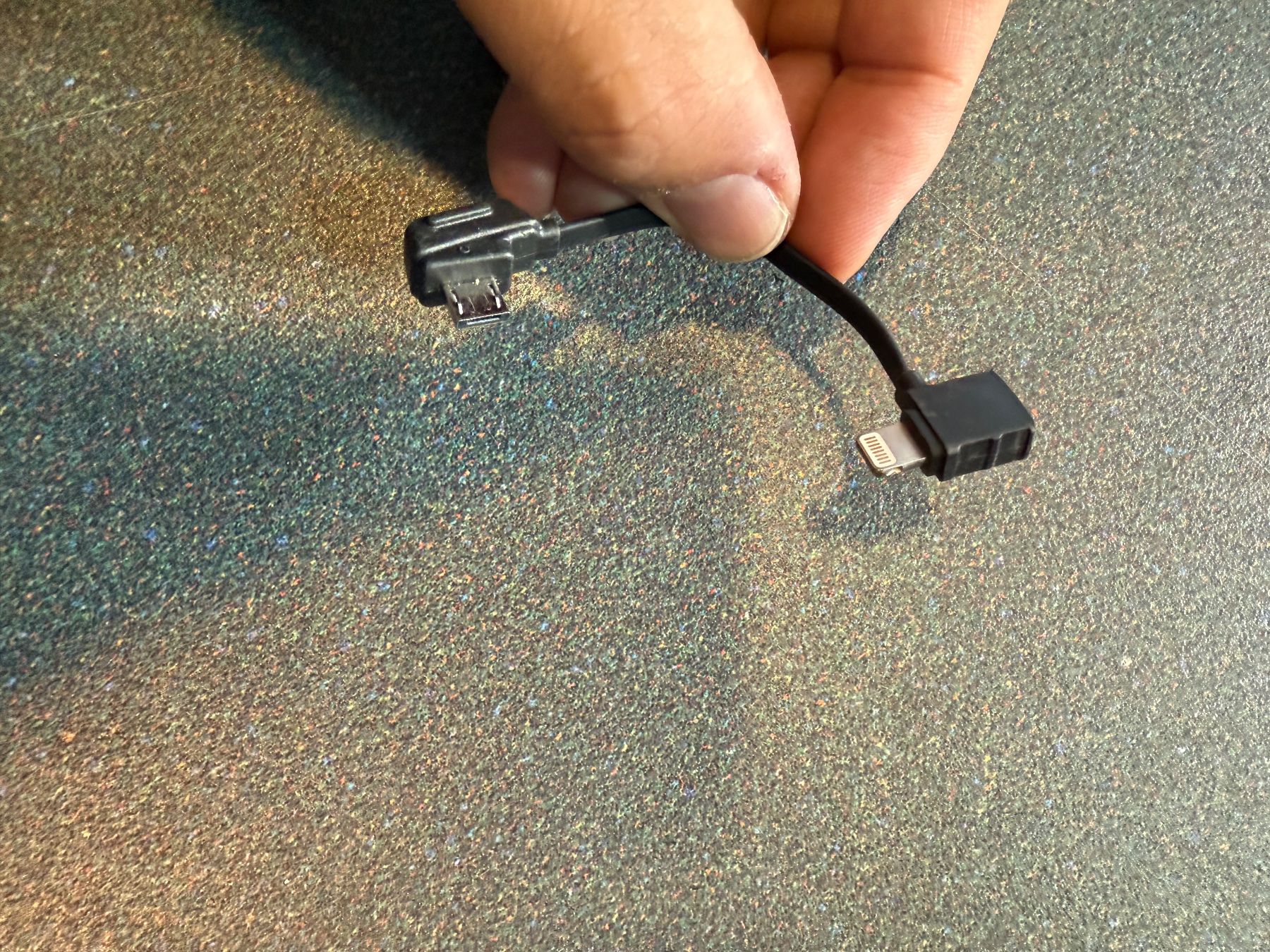 Telefoni cellulari / Smartphones: Genuine Mavic 1 2 PRO zoom pro Iphone wire – Usato da Chiasso venduto da Carrara-Modellismo 1