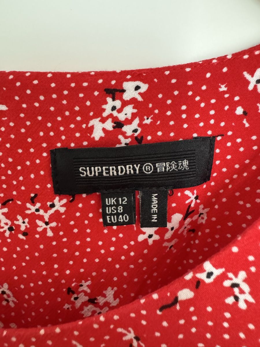 Superdry Kleider: Superdry red floral dress size – Neu (gemäss Beschreibung) aus Zürich von Tanja_G88 2
