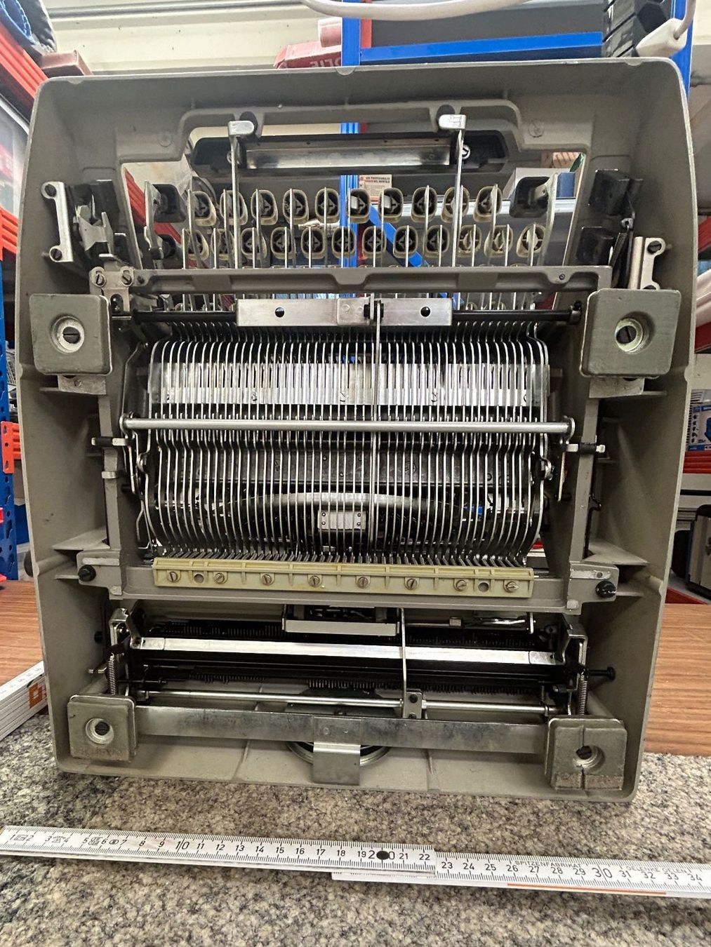 Triumph Schreibmaschinen: Schreibmaschine Triumph Spezial – Gebraucht aus Malters von DPHandel 9